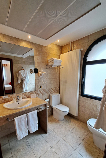 Bathroom 5, Hotel SPA Termes Carlemany