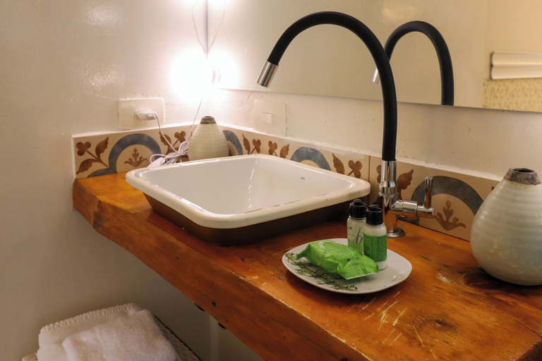 Bathroom 4, Campos do Jordão Suítes, Campo Limpo Paulista