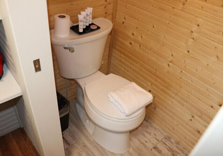 Bathroom 3, River & Twine, Nash
