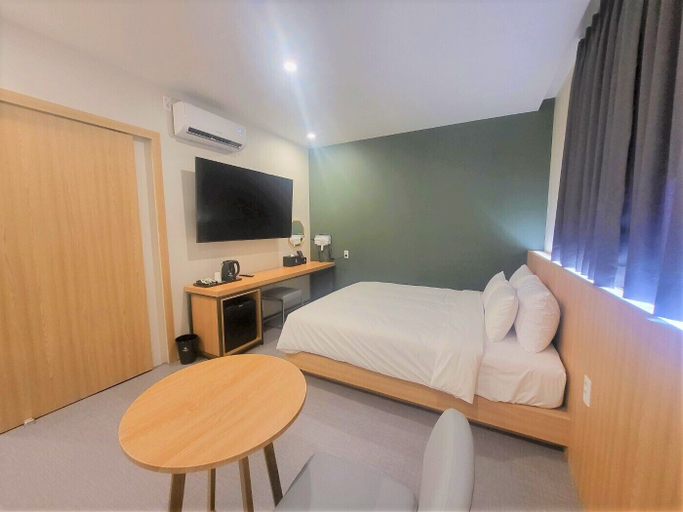 Bedroom 3, Hotel Leo, Changwon