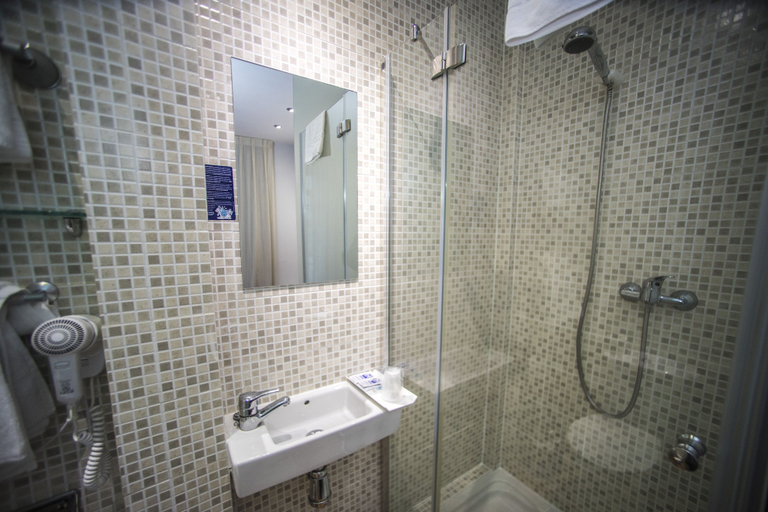 Bathroom 5, Hostal Centro, Soria