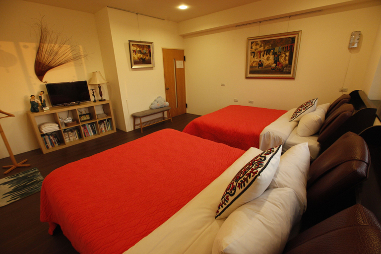 Bedroom 2, Garden Life Homestay, Taichung