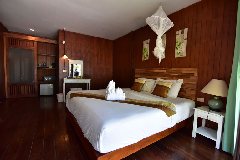 Bedroom 3, Koh Ngai Thanya Beach Resort, Ko Lanta