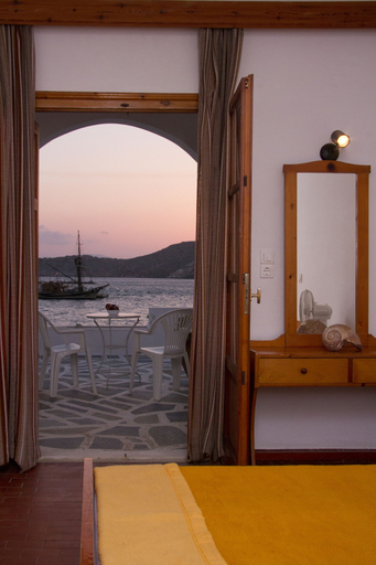 Others 4, Flisvos Hotel, South Aegean
