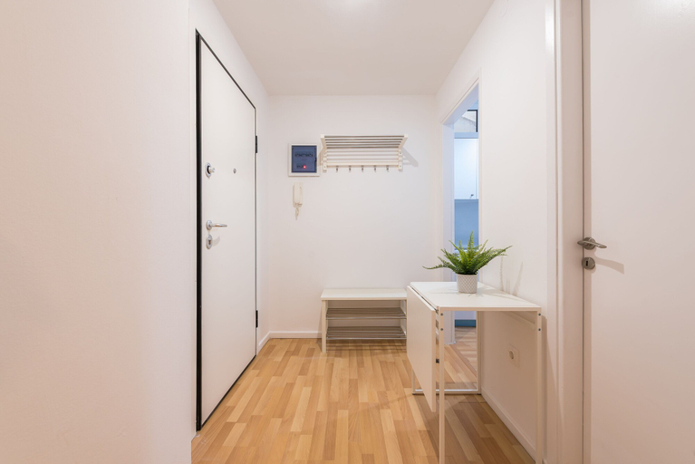 Others 5, Apartment at Megaro Mousikis metro station 1bed 2 pers, Attica