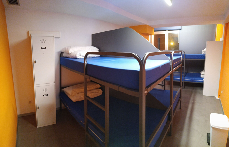 Bedroom 4, All Iron Hostel, Vizcaya