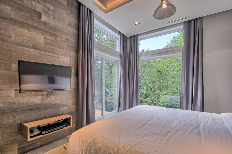 Bedroom 4, Bel Air Tremblant, Les Laurentides