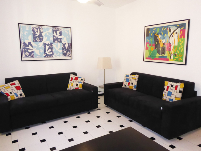 Others 5, Casa Ninni, Genova