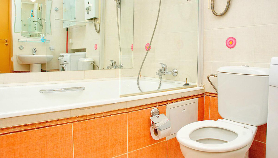 Bathroom, Apartments Comfort on Griboedova 12-15, Sankt-Peterburg gorsovet
