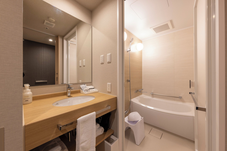 Bathroom 5, Sanco Inn Iseshi Ekimae, Ise