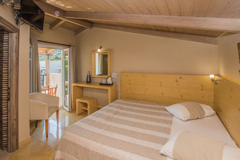 Bedroom 3, Iniohos Zante Hotel & Suites, Ionian Islands