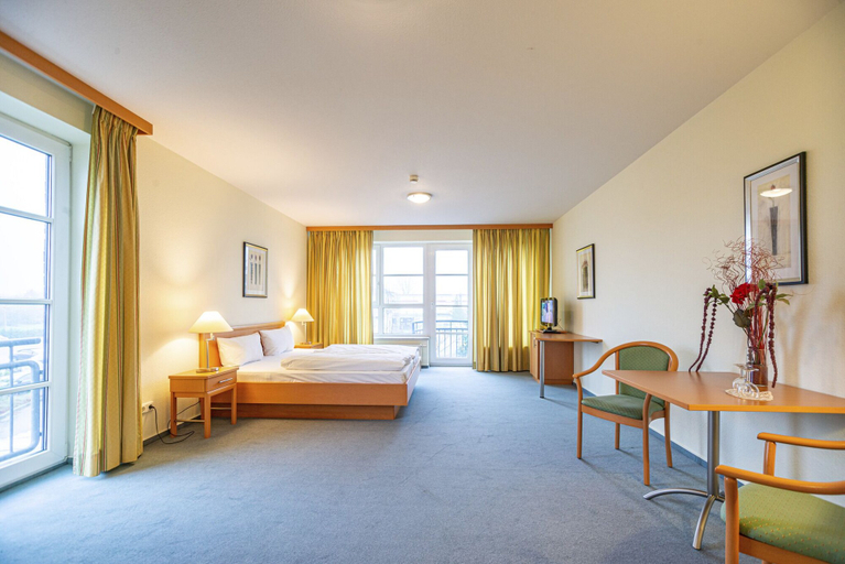 Bedroom 4, Hotel Rostock West im Kritzmow Park, Rostock