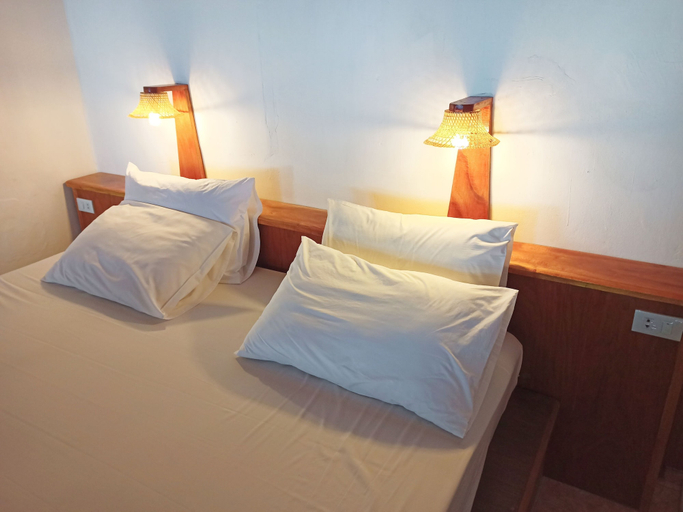 Bedroom 3, Kradan Beach Resort, Kantrang
