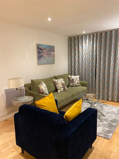 Others 4, Fabulous 2 bed Apartment in Vauxhall, London