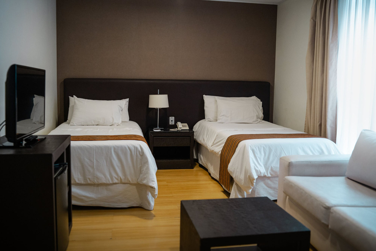 Bedroom 4, Amerian Cordoba, Capital