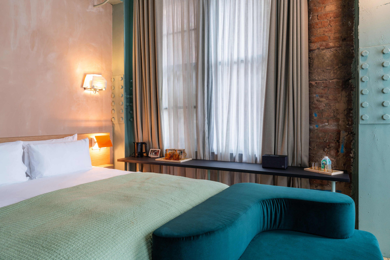 Bedroom 2, The Alan, Manchester