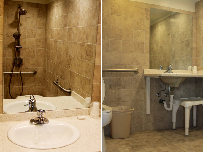 Bathroom 5, The Driftwood Lodge, Juneau