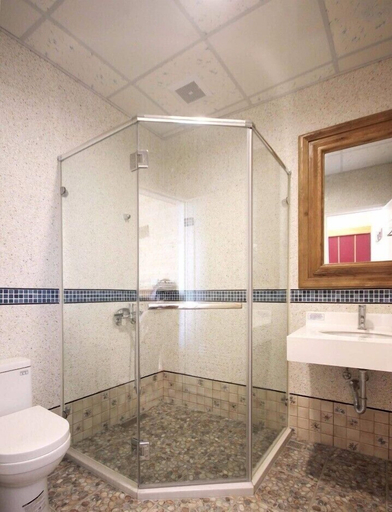 Bathroom 4, Taomilou, Nantou