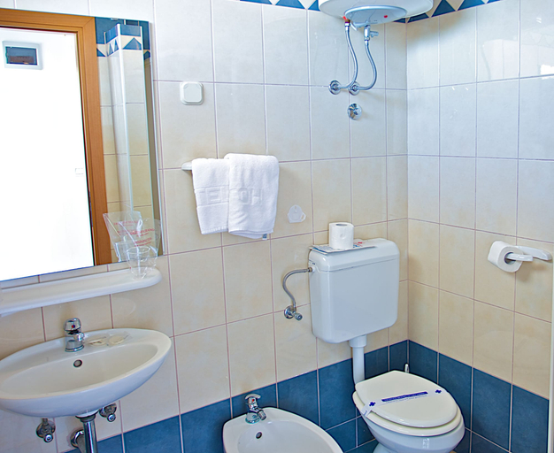 Bathroom 4, Apartments Kazela, Medulin