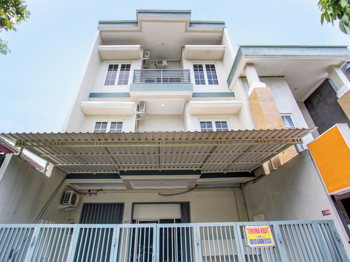 Exterior & Views, OYO 92479 Pasadena House, Semarang