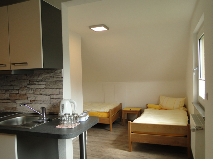 Bedroom 4, Gästehaus St. Josef, Mayen-Koblenz