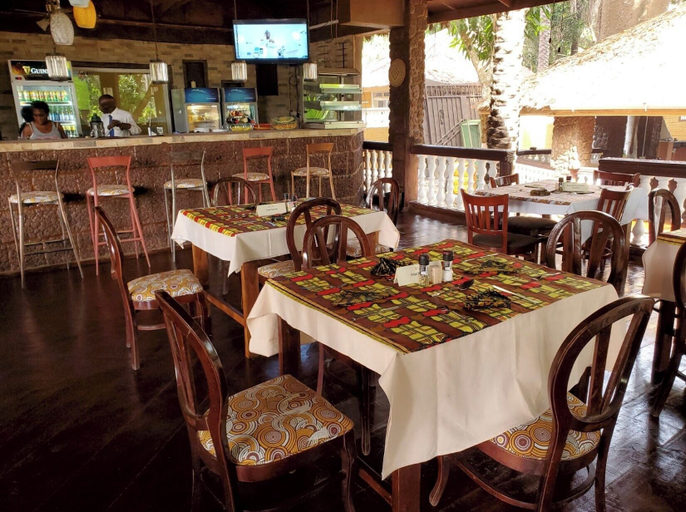 Food & Drinks 5, Tariq's Resort and Restaurant, Port Loko