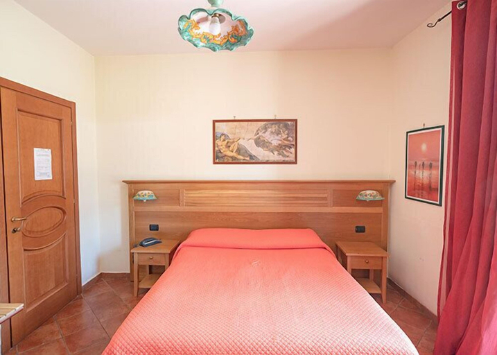 Bedroom 2, Hotel Sottovento, Salerno