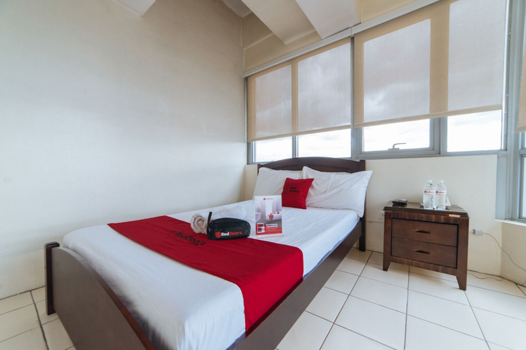 Bedroom 4, RedDoorz Plus @ E Rodriguez Corner Banawe, Quezon City