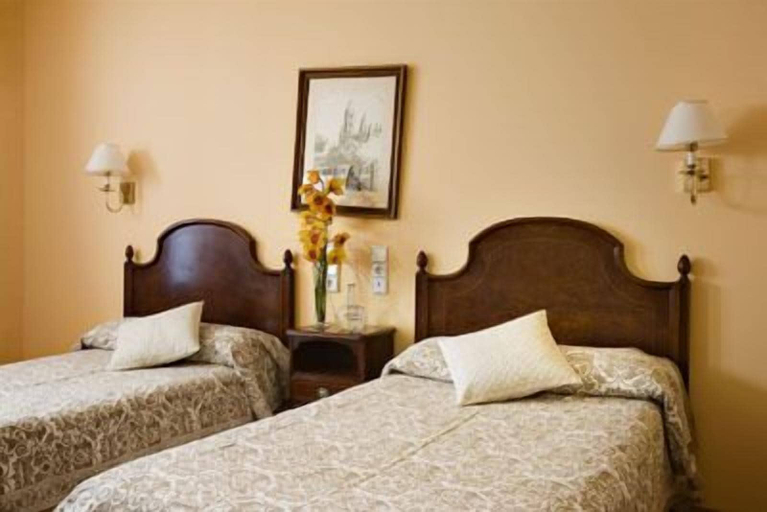 Bedroom 2, Hotel Roma, Valladolid