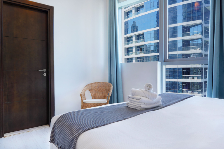 Bedroom 3, Maison Privee - Stunning Apartment w/ Dubai Marina View, Dubai