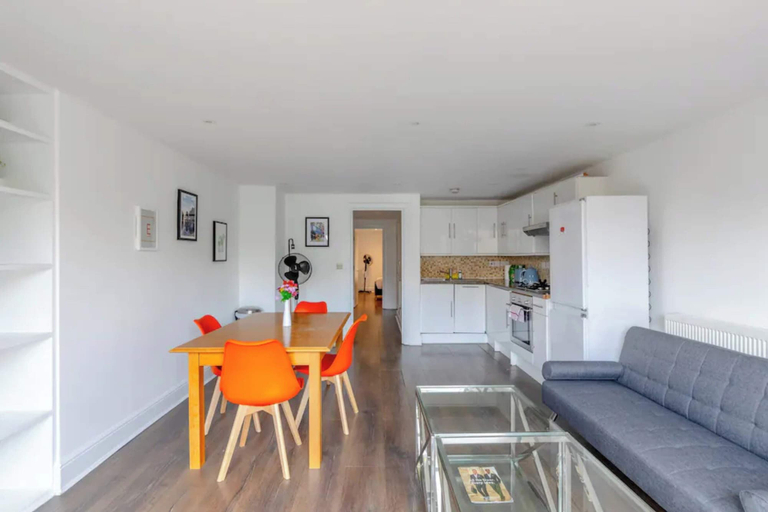 Others 5, Bright & Contemporary 1BD Flat - Haggerston, London