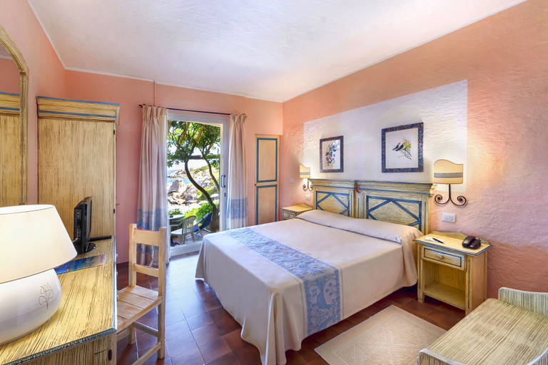 Bedroom 3, Grand Hotel Smeraldo Beach, Olbia-Tempio