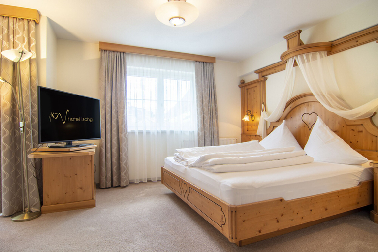 Bedroom 2, Hotel Ischgl, Landeck
