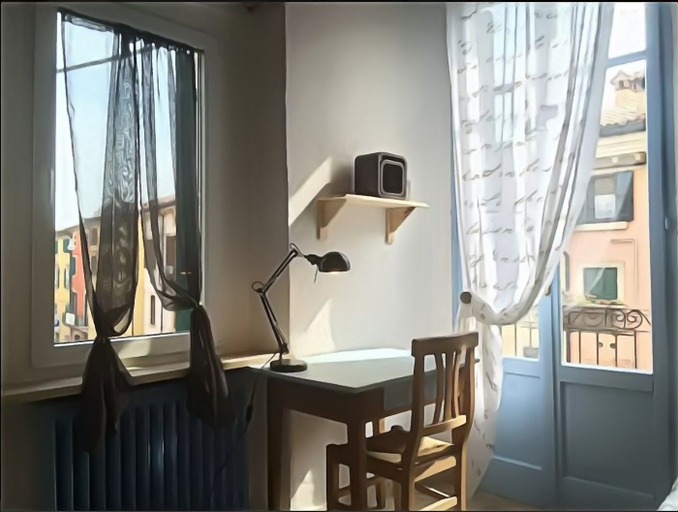 Others 4, House Book, Verona
