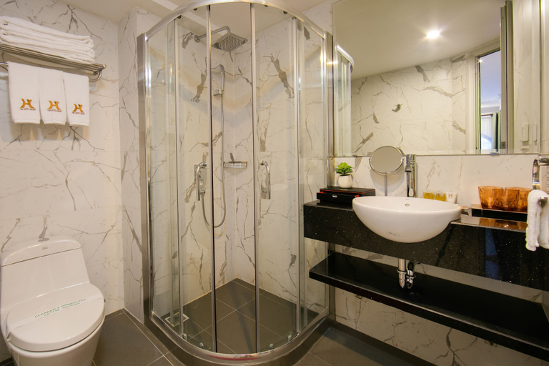 Bathroom 4, Hanoi Allure Hotel, Hoàn Kiếm