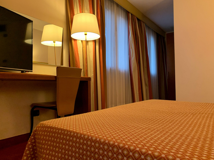 Bedroom 2, Eurohotel Palace Maniago, Pordenone
