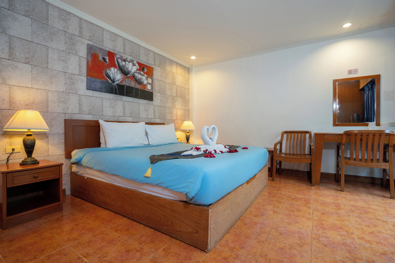 Bedroom 12