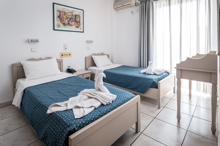 Bedroom 3, Angela, South Aegean