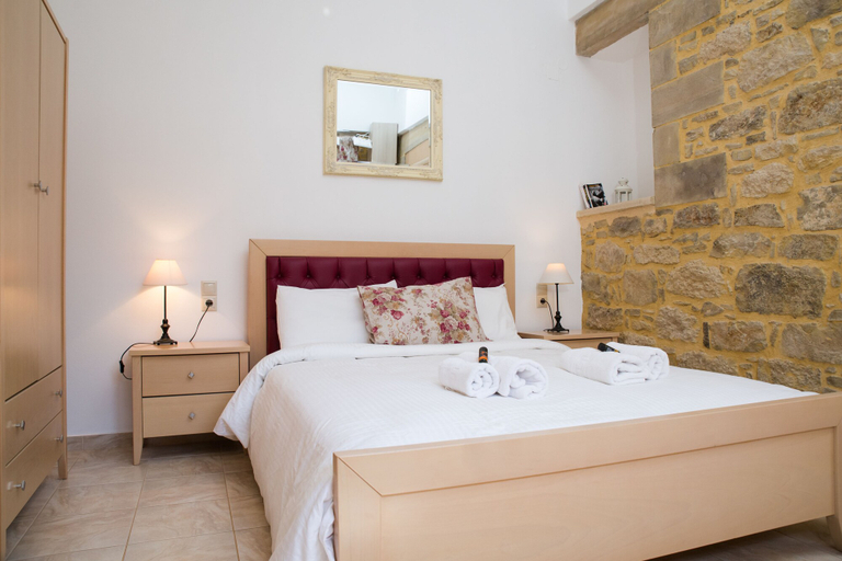 Bedroom 5, Agarathos Traditional Rooms, Crete