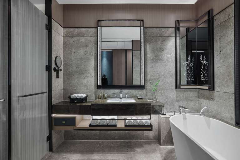 Bathroom 4