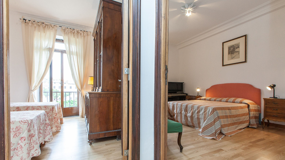 Room 4, Rental in Rome Ancient Rome View, Rome