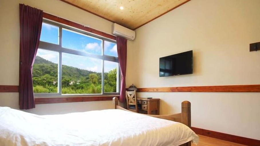 Bedroom 3, Taomilou, Nantou