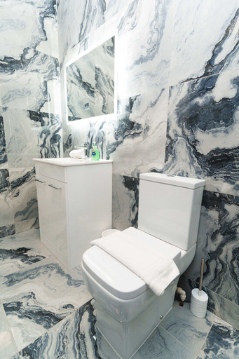 Bathroom 3, Spencer House, Leeds