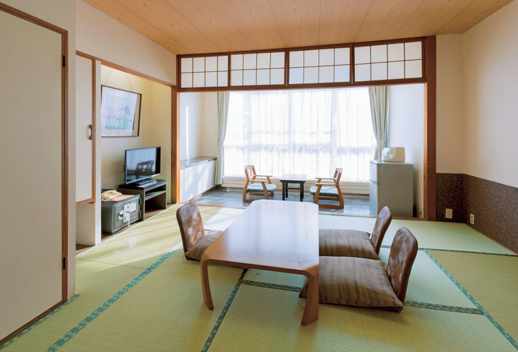 Bedroom 2, Johzankei Hotel, Sapporo