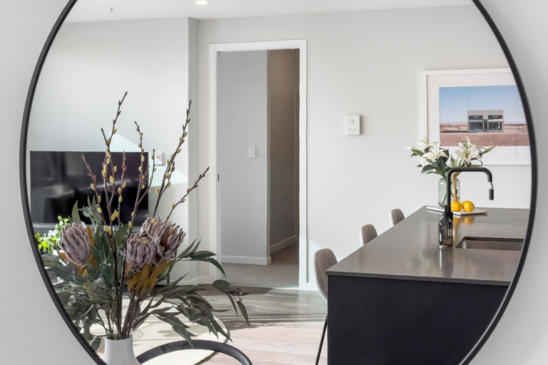 Others 5, Superb City Fringe Penthouse, Waitakere