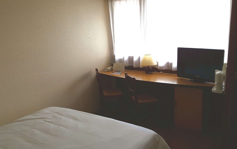 Bedroom 4, Hotel Campanile Aurillac, Cantal