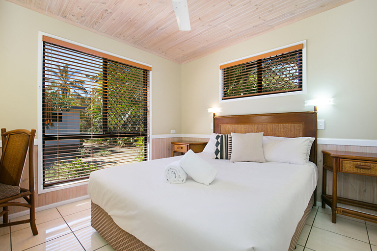 Bedroom 3, South Gladstone Motel, Gladstone