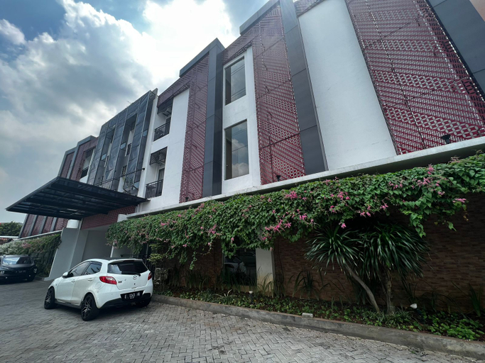 Exterior & Views 3, Ra Inn Kemang, Jakarta Selatan