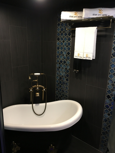 Bathroom 3, Star City Hotel - Causeway Bay, Hong Kong Island