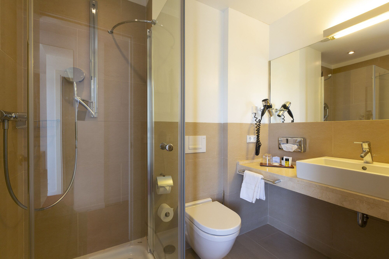 Bathroom 5, Hotel Aimia, Baleares